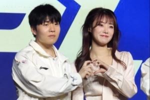 不官宣真不知道1月22日賽后Rookie還與小鈺親密賽后互動(dòng)