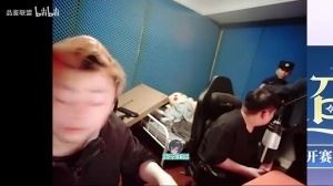 還請(qǐng)了特別嘉賓??！Dys直播擾民被帽子叔叔上門批評(píng)