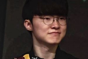 Faker：18年曾有退役想法我是不是可以證明電競(jìng)職業(yè)壽命并非很短