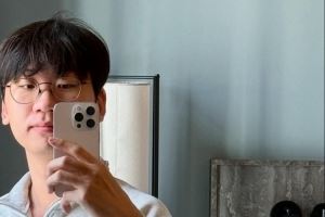 風(fēng)格還挺多Doran分享對鏡自拍