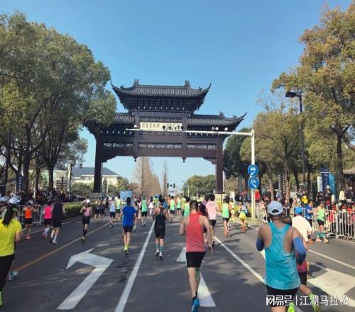 走過20年的揚(yáng)州半馬，就該這樣