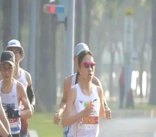 “最快女護士”近50天5次參賽，獎金超20萬