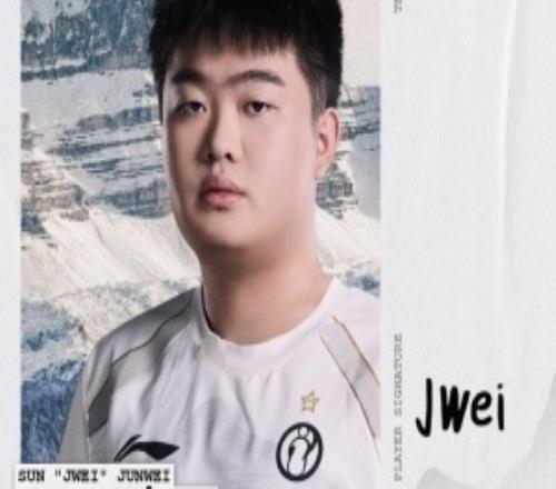 Photic享受雙輔助iG官方：輔助Jwei正式加入