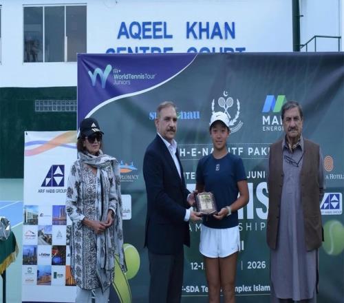 豪奪3冠1亞！中國女網(wǎng)13歲天才新星崛起：鄭欽文王欣瑜后繼有人