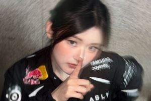 支持者FiftyFifty成員Athena穿上了T1的隊(duì)服