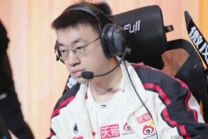 理性討論：Xiaohu除了季節(jié)性加強與削弱以外，是不是LPL最有職業(yè)態(tài)度的中單