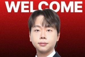 史二中！T1發(fā)布人員變動(dòng)公告：S4冠軍中單PawN加入T1青訓(xùn)擔(dān)任教練