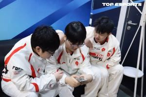 網(wǎng)傳下路選手Jiaqi率先向管理層提議調(diào)查naiyou，時間早于Creme