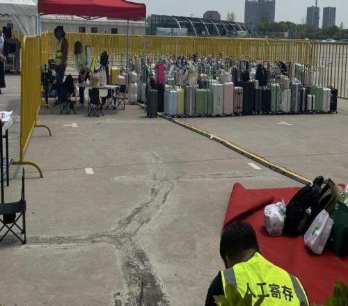 車迷狂歡、商家忙碌、車手點(diǎn)贊，ChinaGT之“熱”不止于賽場