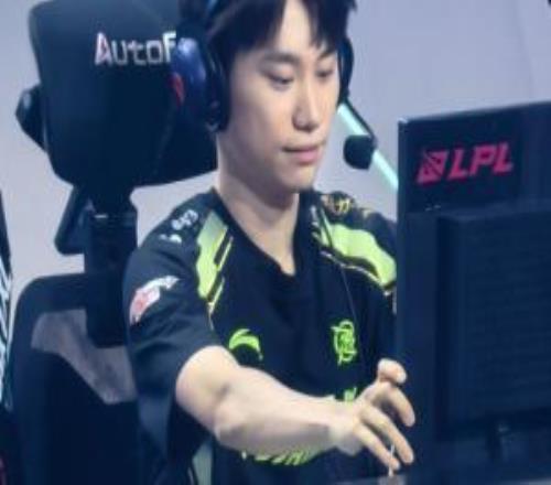 微博媒體爆料：NIP的DoinbLeaveSoloKill都已恢復(fù)自由人身份！