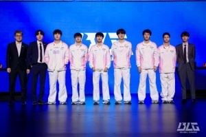 BLG賽后更博：清醒地意識到在隊(duì)內(nèi)配合與穩(wěn)定性問題上仍有明顯不足