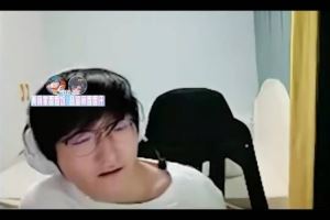 Tian：不會真有觀眾覺得職業(yè)選手菜吧至少成名選手沒一個菜的