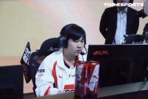 媒體人：說實(shí)話，naiyou這是這么多年看比賽，最離譜的假賽