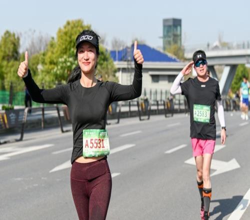 魔都眼蘇河半馬春日開跑，以人民城市理念打造世界級濱水賽事