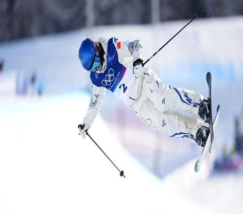 谷愛凌奪金，中國隊(duì)創(chuàng)歷史