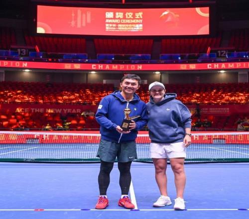 馬年初五“財(cái)神”降臨，孫一鳴一球致勝捧杯，上海賀歲杯圓滿落幕