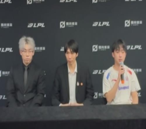 LGD賽后群訪教練今天整體狀態(tài)差資源判斷和團(tuán)戰(zhàn)發(fā)揮都不是很好