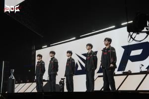 歷經(jīng)945天等待！JDG再度闖入LPL決賽，隊(duì)史第六次沖擊冠軍