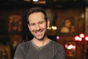 知名成人網(wǎng)站OnlyFans老板癌癥病逝：享年43歲，身家47億美元