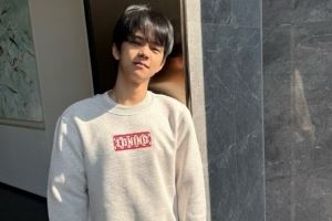 Wink發(fā)布祝福：新年快樂(lè)家人們有在好好生活