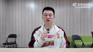 小虎：上次做活動摸過GALA的腹肌，確實(shí)是真的，不是P的圖