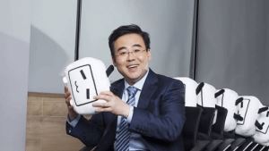 叔叔：我不怕蒙古上單了，我有世一上！B站老板陳睿：祝賀！BLG的第一個(gè)世界冠軍！