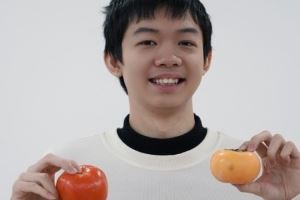 LNG發(fā)布選手整活照片：大年初七，來一波五小瓜的新春表情包