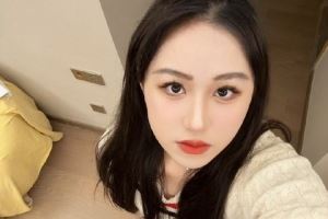 前LPL解說suki分享自拍照：想我了嗎