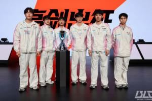 不是一個級別?。PL與LCK的近兩年BO5勝率僅有10%