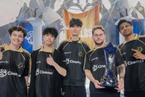 明天比賽穩(wěn)了LOUD曾與LYON打滿結(jié)果今日被JDG輕取