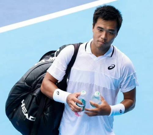 孫發(fā)京出局中國男網(wǎng)在武寧全軍覆沒，吳易昺離法網(wǎng)正賽還有多遠(yuǎn)