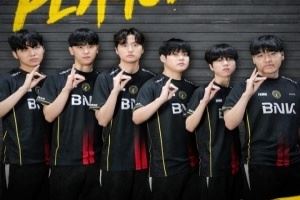 再贏一場BO5晉級先鋒賽！BFX擊敗T1晉級勝決門票近在咫尺