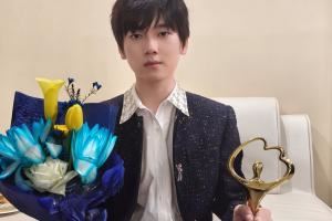 JackeyLove：祝大家除夕快樂迎新年！