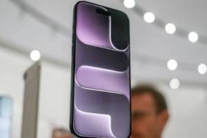 曲面屏又回来了！苹果研发四曲屏：国产厂商也在跟进