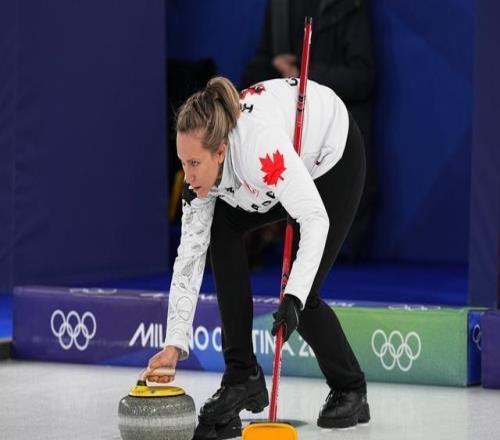 賽場頻現(xiàn)違例，中國冰壺隊：相信世界壺聯(lián)有辦法解決爭議