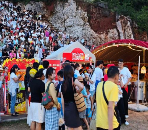 觀拉力賽，品國(guó)臺(tái)酒！4月云南彌勒狂歡：免費(fèi)品鑒+景區(qū)免票