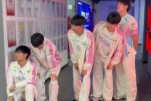 BLG分享賽后拍攝花絮：有人的小手不太干凈