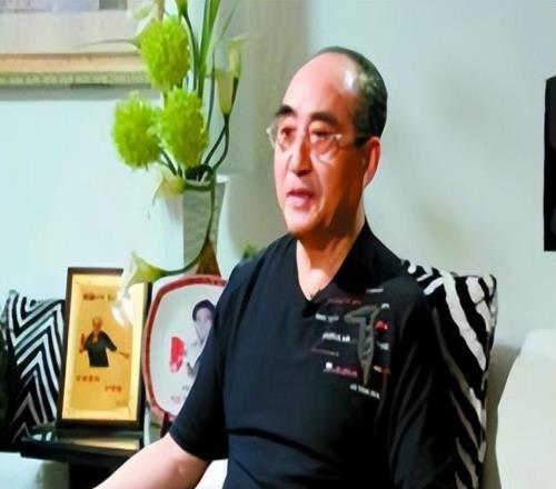 他是世界冠軍，四人幫垮臺后入獄4年，墓碑上一句話引人矚目