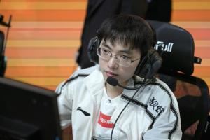 又培養(yǎng)了一個(gè)神！Flandre對(duì)位Xiaoxu毫無(wú)對(duì)局影響力對(duì)位表現(xiàn)被完爆