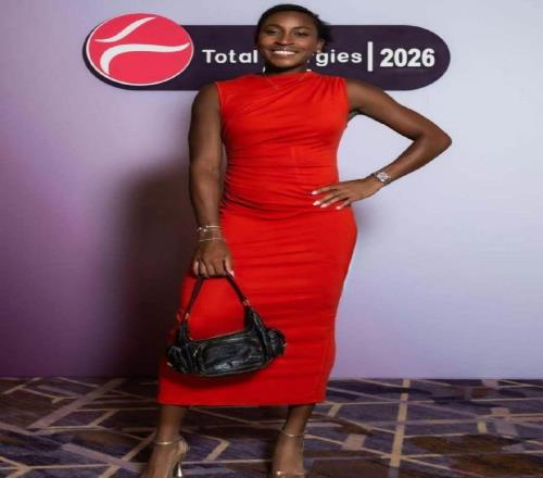 高芙談五盤三勝打趣會(huì)凌晨五點(diǎn)半才能下班，保利尼稱男女本就不同