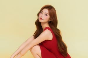 涉獵極廣！LPL、NBA主持泱泱看F1首戰(zhàn)梅奔包攬1、2：我們是冠軍！