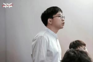 Tabe：不能說JDG比去年AL上限高他們還年輕希望展現(xiàn)出擊敗任何強隊的潛力