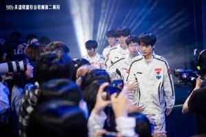 LPL發(fā)布AL賽后返圖：乘風(fēng)破浪，越戰(zhàn)越勇，恭喜AL拿下勝利！