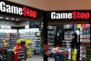 實(shí)體經(jīng)濟(jì)不好干?。∪蜃畲笥螒蛄闶凵叹€下店大批關(guān)閉