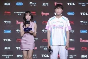 Bin：Viper性格很沉穩(wěn)很好說(shuō)話是很有實(shí)力的AD我們都非常喜歡他