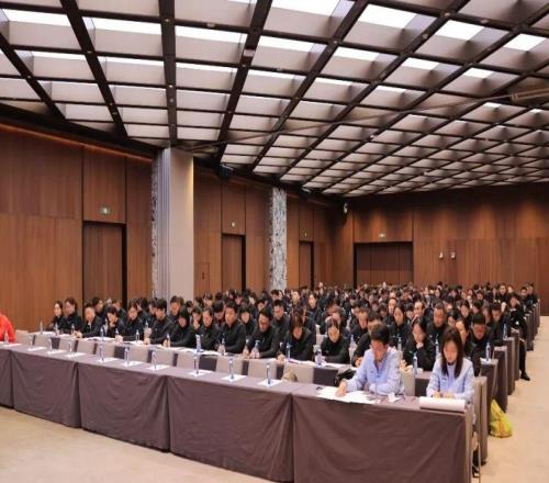 全國(guó)青年錦標(biāo)賽決出團(tuán)體獎(jiǎng)牌，年輕球員與裁判考生共迎挑戰(zhàn)