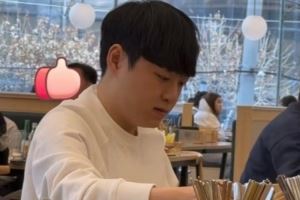 許哥已脫單！網(wǎng)友曬照：偶遇電競(jìng)選手Showmaker與女友就餐