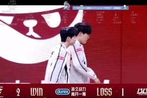 AL經(jīng)理：這倆天我說(shuō)怎么一直胸口痛，原來(lái)匍匐到了常規(guī)賽第一