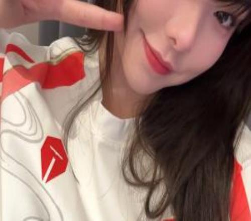 mayumi更博:求求你们了TES,我跪求你们!!你们是中国最后的希望了