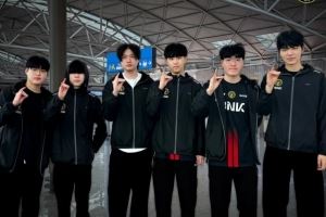 BFX分享隊員機場合照：出發(fā)去香港，請大家給選手們多多應(yīng)援